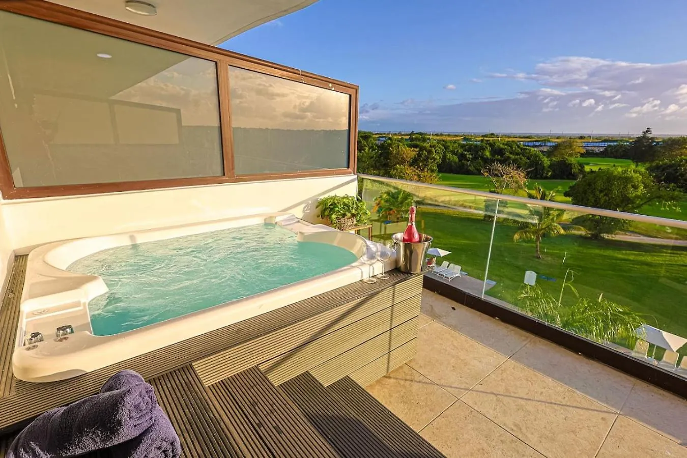 Cozy Hideaway Apt, Jacuzzi Punta Cana Dominican Republic